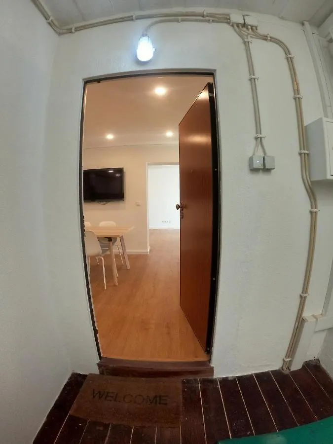 Lisbon, Renovated T2 Apartment Near Rossio Portogallo